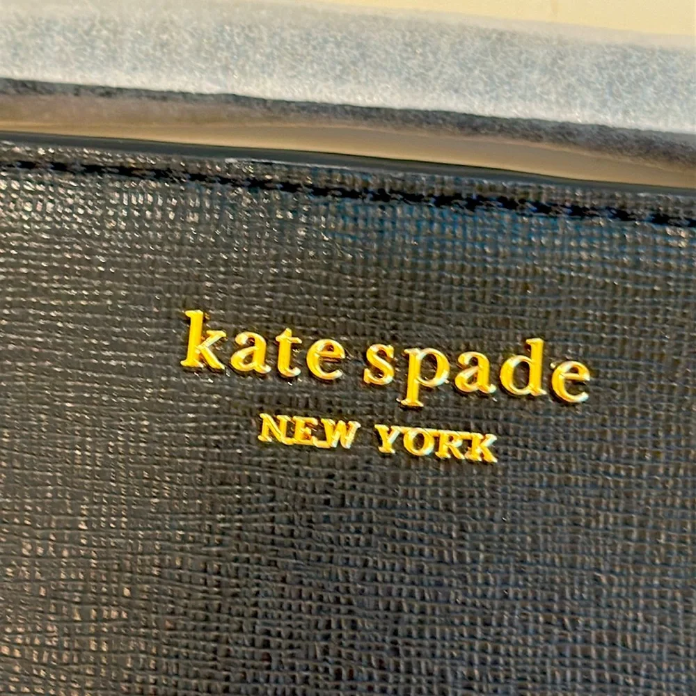 New Kate Spade Leather Black Wristlet Clutch.